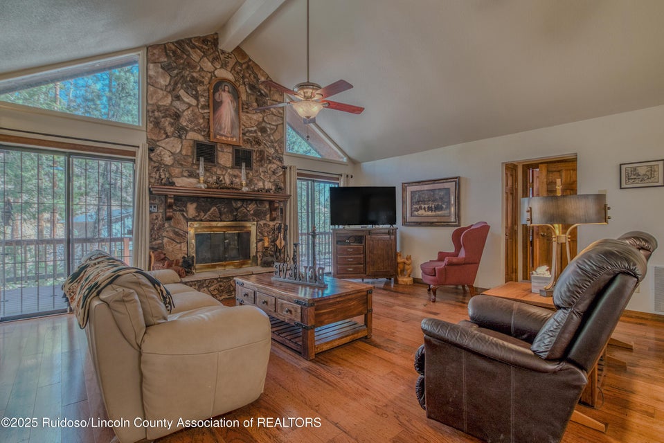 Ruidoso, New Mexico, 88345, United States, 3 Bedrooms Bedrooms, ,3 BathroomsBathrooms,Residential,For Sale,1977803