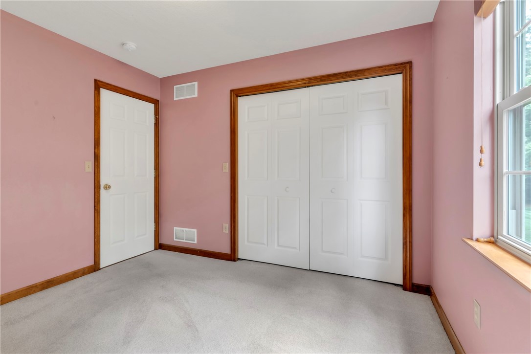 Cranberry Twp, Pennsylvania, 16066, United States, 4 Bedrooms Bedrooms, ,4 BathroomsBathrooms,Residential,For Sale,1985014