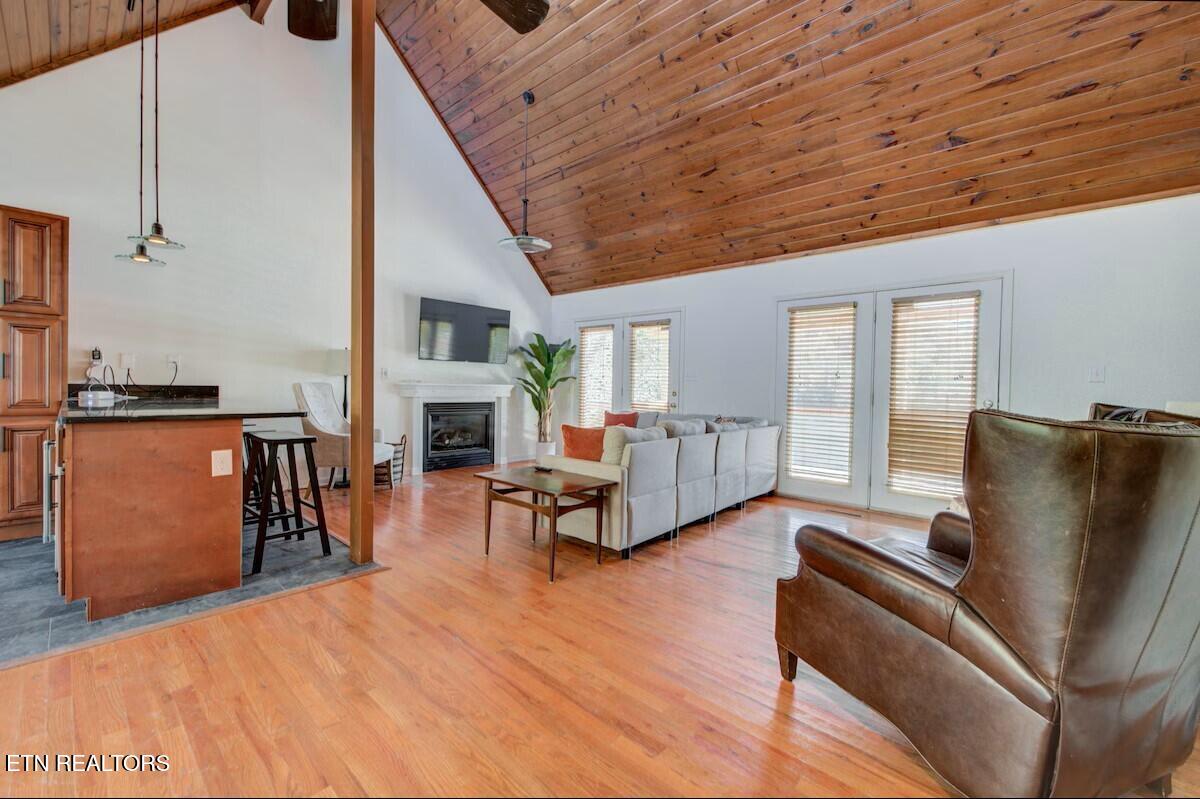 Harriman, Tennessee, 37748, United States, 3 Bedrooms Bedrooms, ,2 BathroomsBathrooms,Residential,For Sale,1907631
