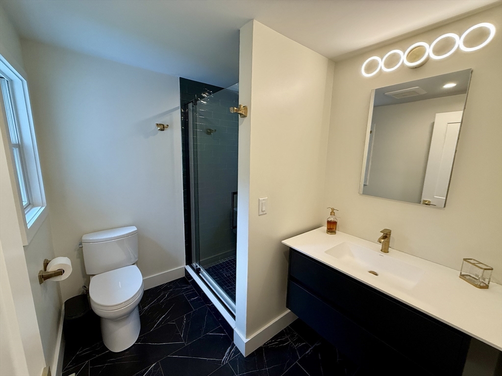 Lexington, Massachusetts, 02420, United States, 5 Bedrooms Bedrooms, ,6 BathroomsBathrooms,Residential,For Sale,1951005