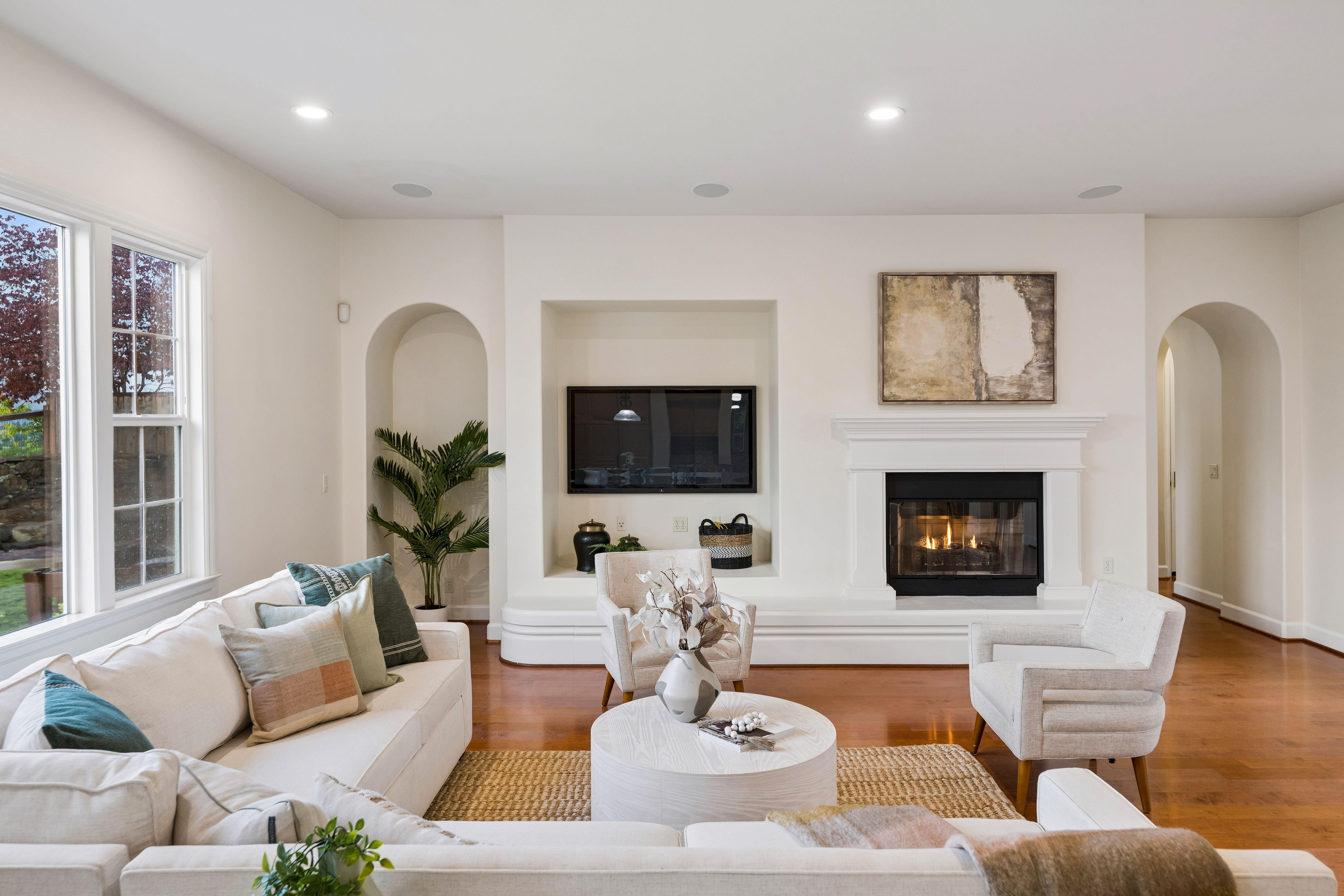  Panoramic Views and Timeless Design in This Stunning Shapell ?Gallery? Residence - 物件實景