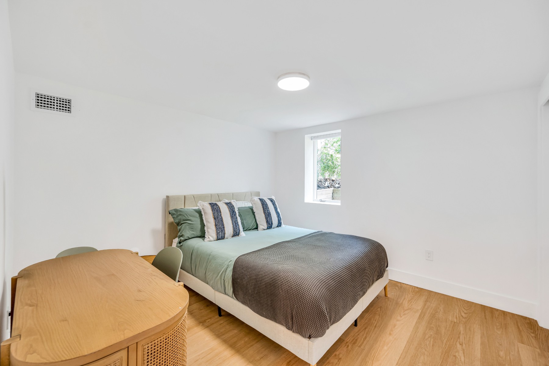  Modern Brand New 2025 Renovation - Stylish Southampton Retreat - 物件實景