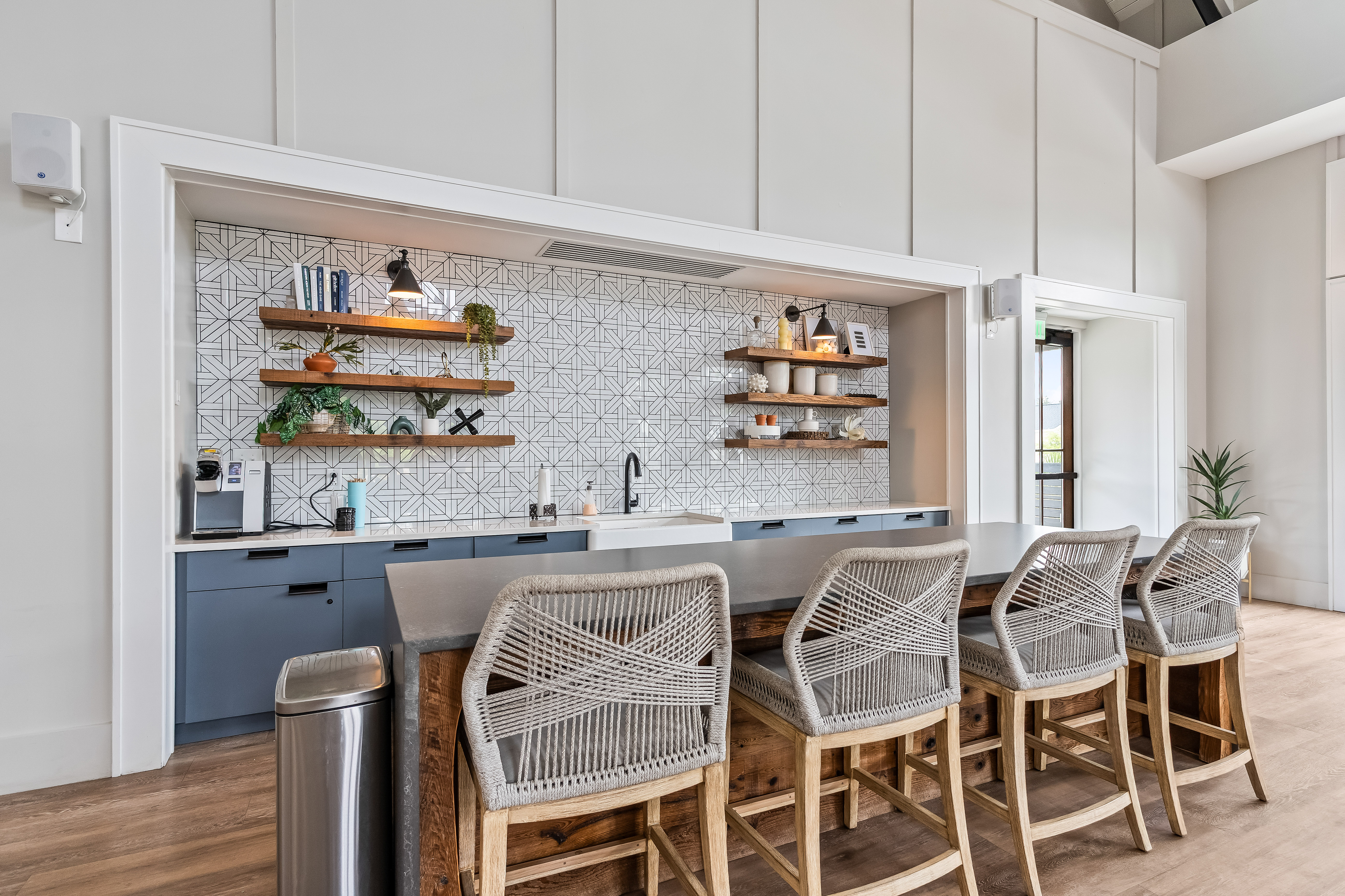  216 Symphony Avenue - 物件實景