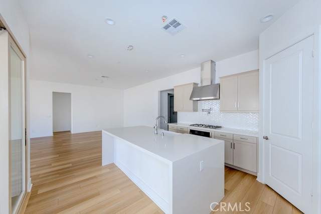 Corona, California, 92883, United States, 3 Bedrooms Bedrooms, ,3 BathroomsBathrooms,Residential,For Sale,1842584