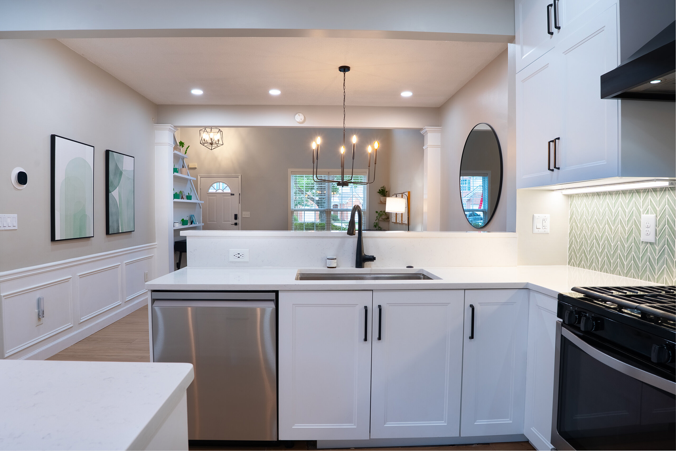  Beautifully Updated Townhome in Desirable Windward/Deerfield Area of Alpharetta - 物件實景