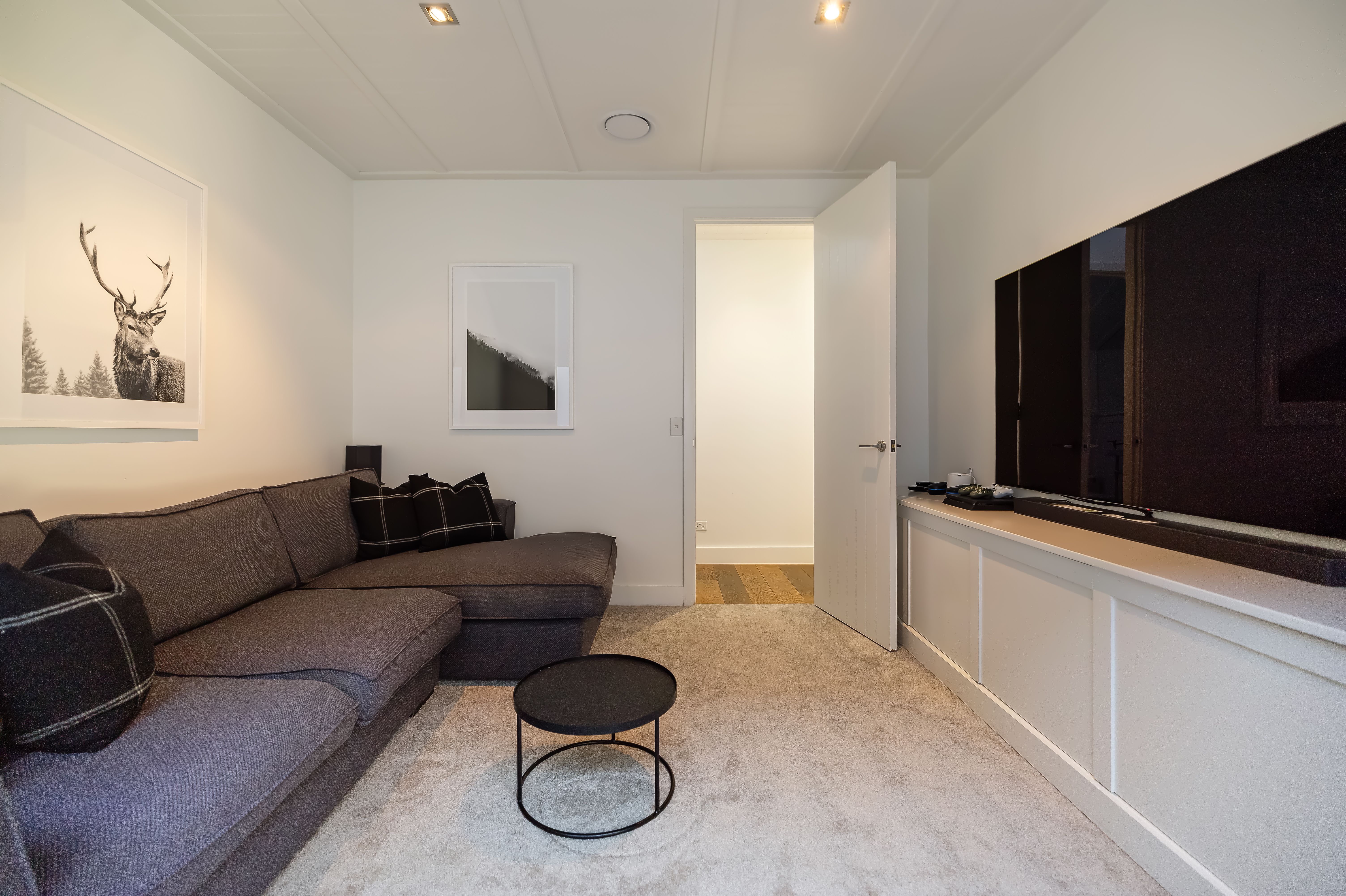  Refined Contemporary Living - 物件實景