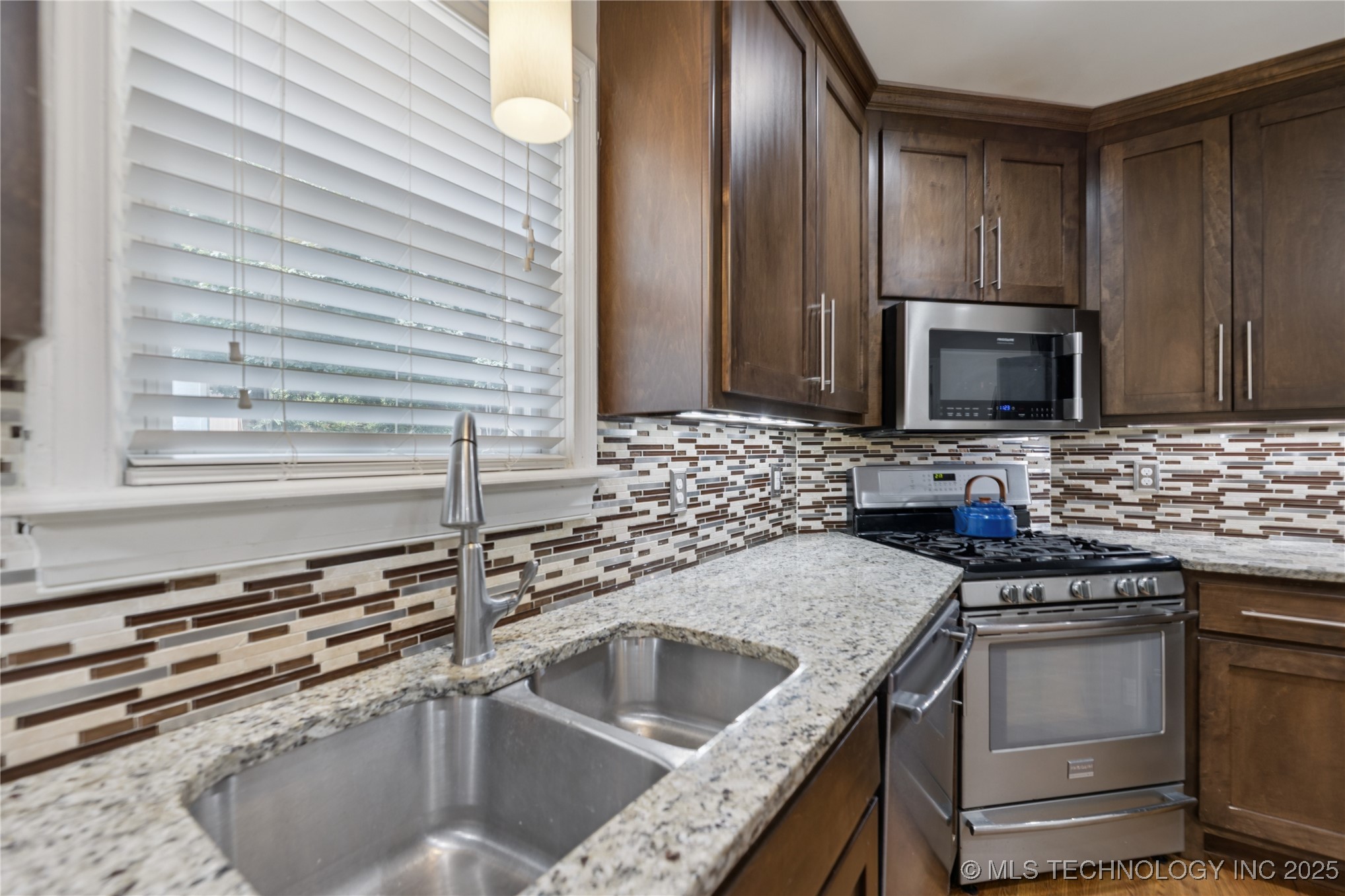 Tulsa, Oklahoma, 74104, United States, 4 Bedrooms Bedrooms, ,3 BathroomsBathrooms,Residential,For Sale,1941702
