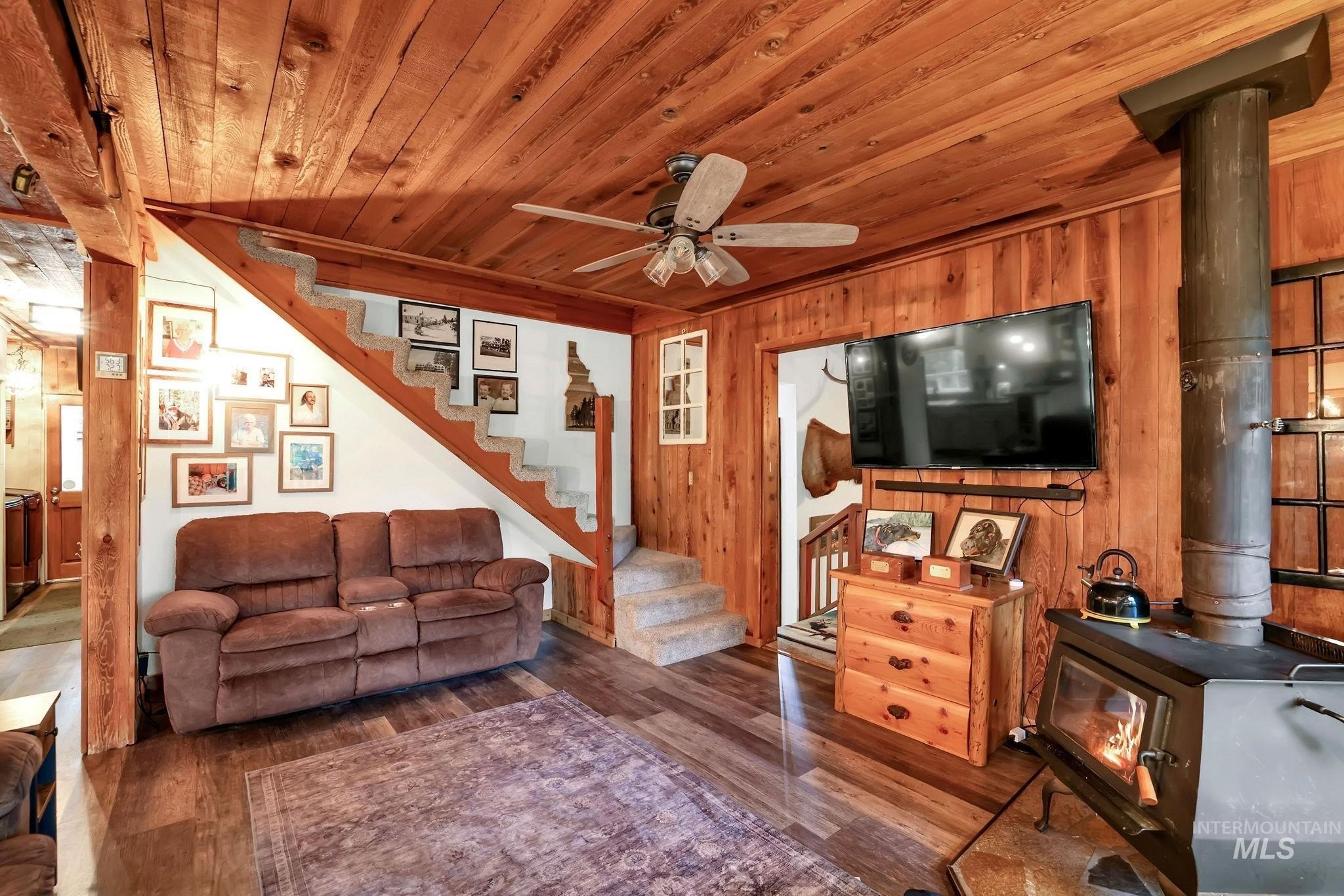McCall, Idaho, 83638, United States, 5 Bedrooms Bedrooms, ,3 BathroomsBathrooms,Residential,For Sale,1870481