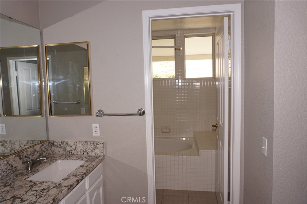 Murrieta, California, 92563, United States, 3 Bedrooms Bedrooms, ,2 BathroomsBathrooms,Residential,For Sale,1857282
