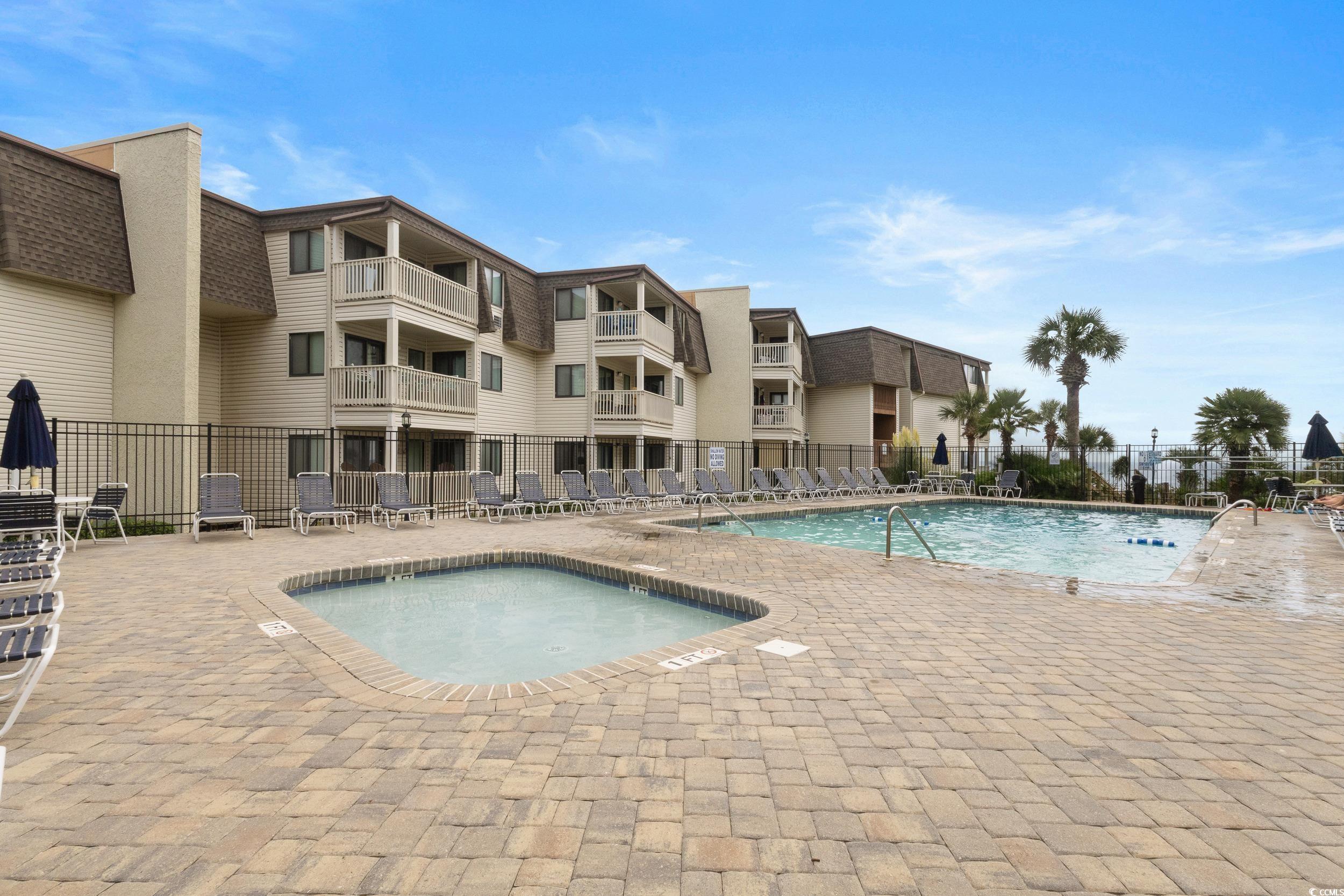  5601 N Ocean Blvd D315  Ocean Forest Villas - 物件實景