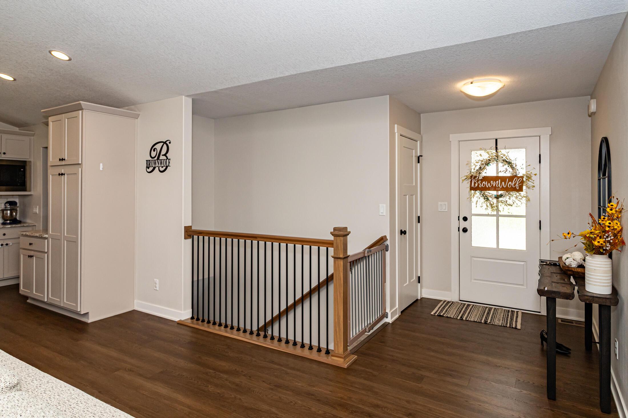 Huxley, Iowa, 50124, United States, 4 Bedrooms Bedrooms, ,3 BathroomsBathrooms,Residential,For Sale,1915639