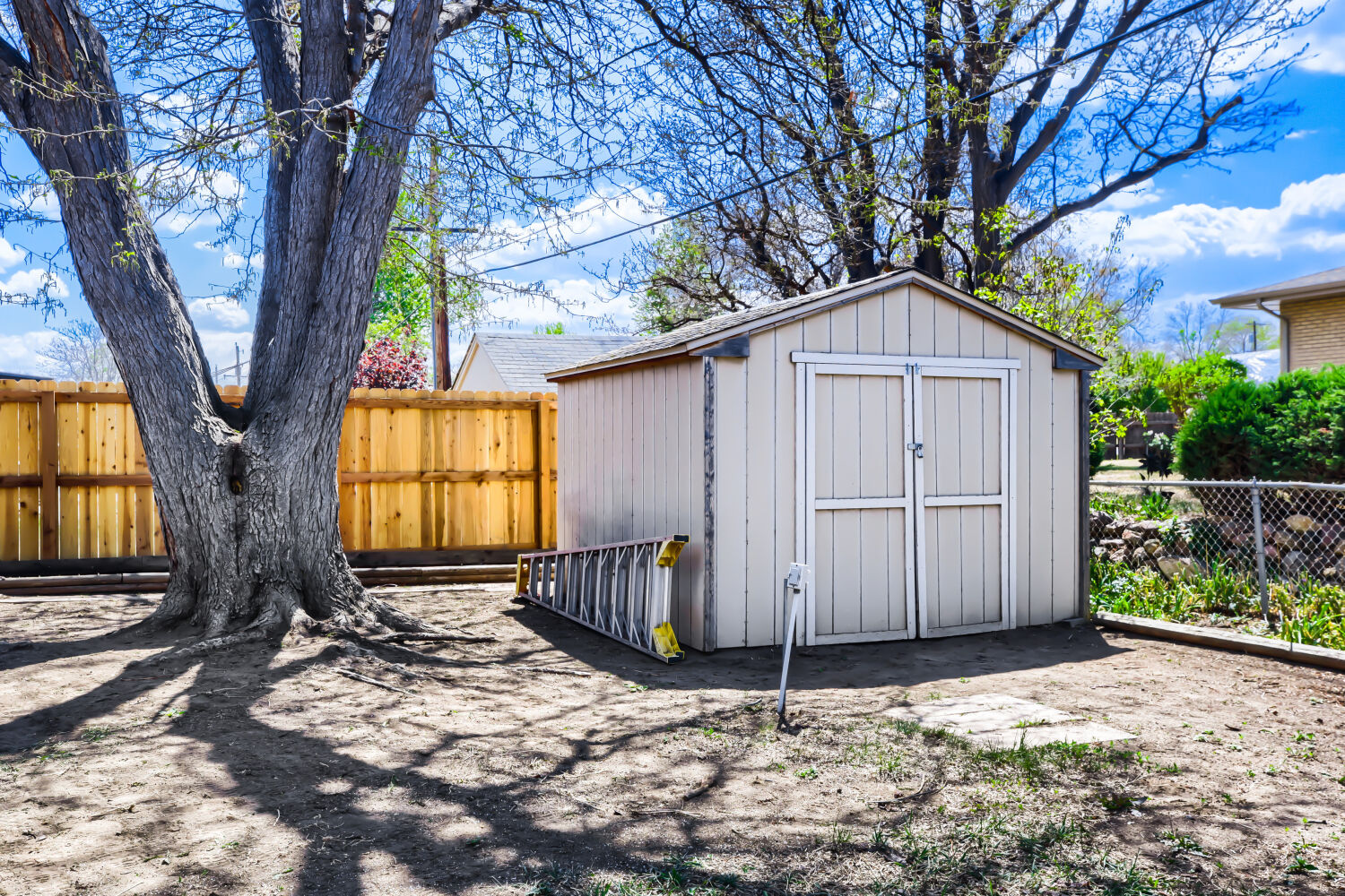 Lakewood, Colorado, 80232, United States, 4 Bedrooms Bedrooms, ,1 BathroomBathrooms,Residential,For Sale,2044778