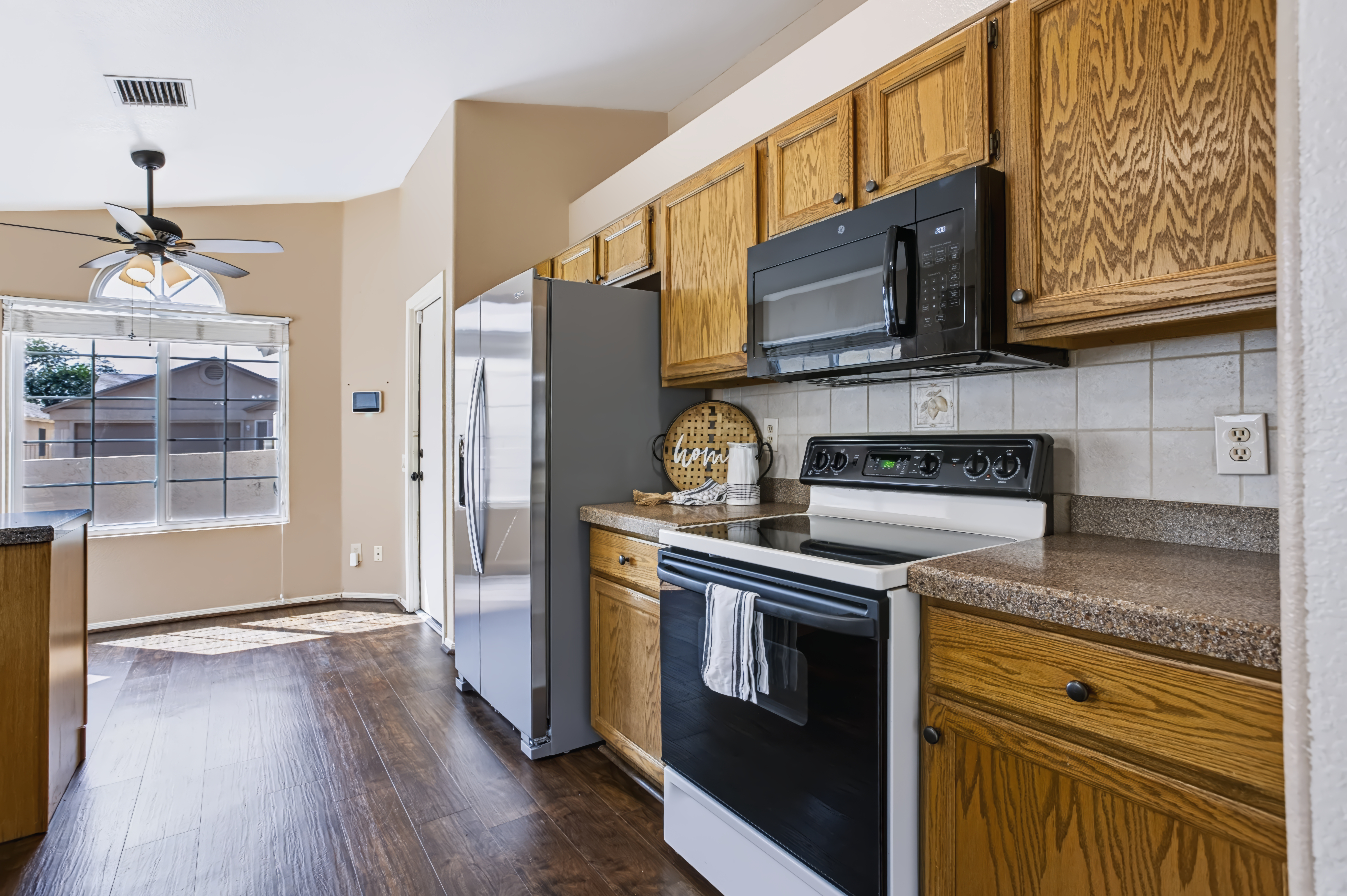  8100 N Millwheel Place¦Tucson, AZ - 物件實景