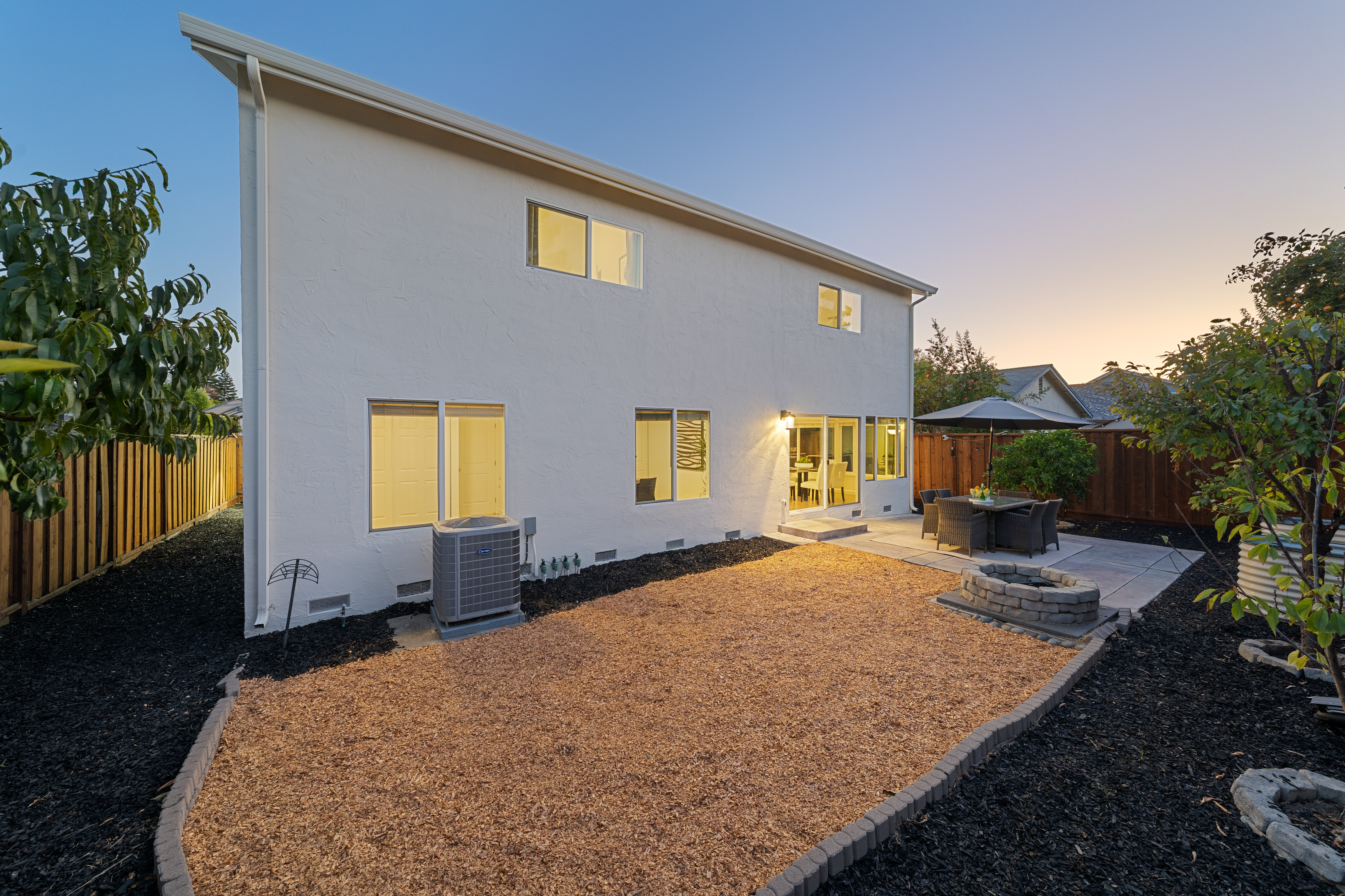  Expansive Vista Park Residence - 物件實景