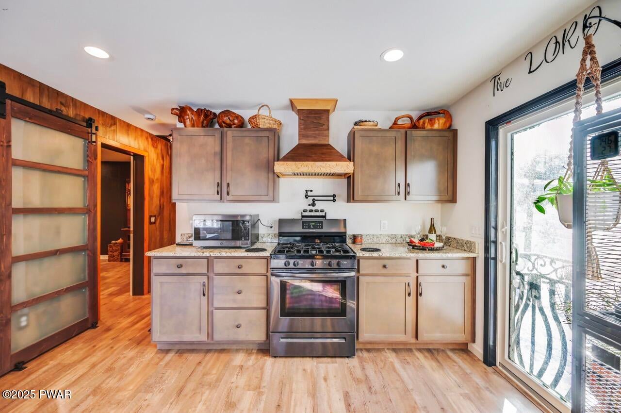 Dingmans Ferry, Pennsylvania, 18328, United States, 2 Bedrooms Bedrooms, ,1 BathroomBathrooms,Residential,For Sale,2006132