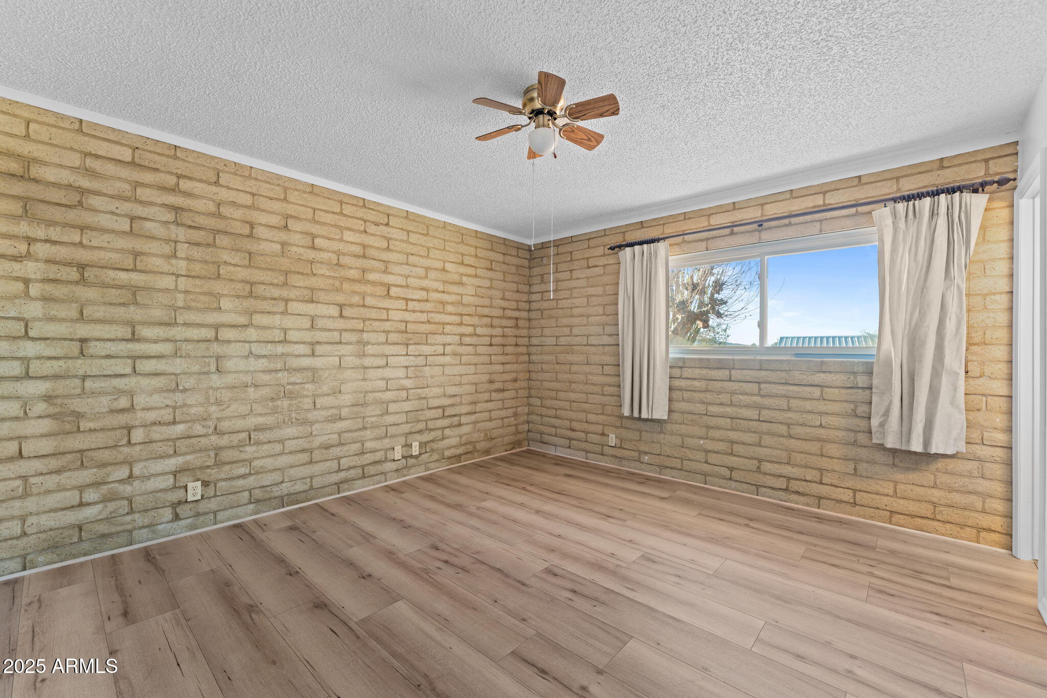 Wickenburg, Arizona, 85390, United States, 3 Bedrooms Bedrooms, ,3 BathroomsBathrooms,Residential,For Sale,2002472