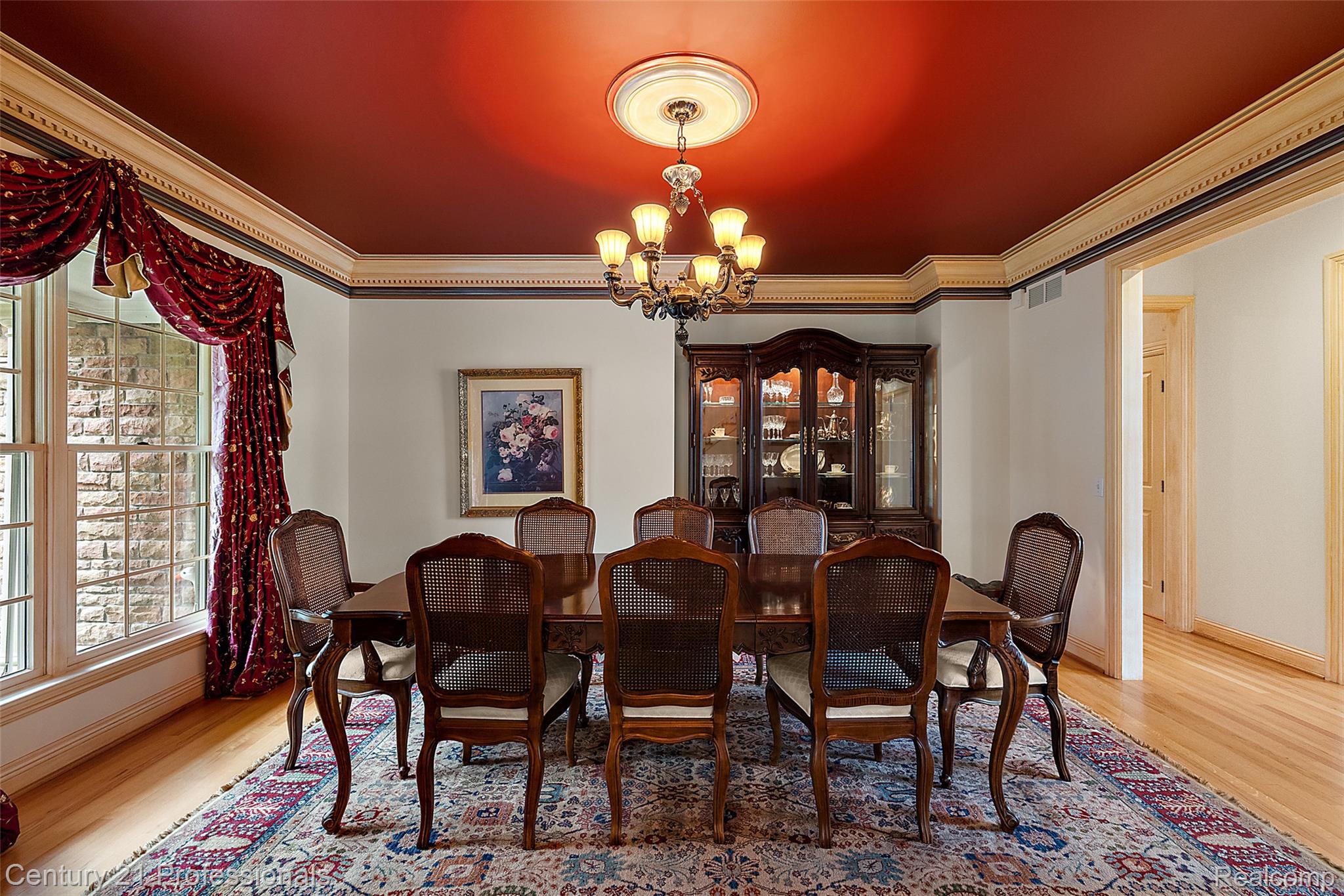 GrandBlanc, Michigan, 48439, United States, 4 Bedrooms Bedrooms, ,5 BathroomsBathrooms,Residential,For Sale,1980457