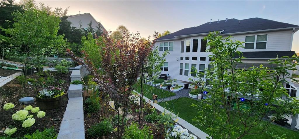 Cumming, Georgia, 30028, United States, 6 Bedrooms Bedrooms, ,6 BathroomsBathrooms,Residential,For Sale,2034484
