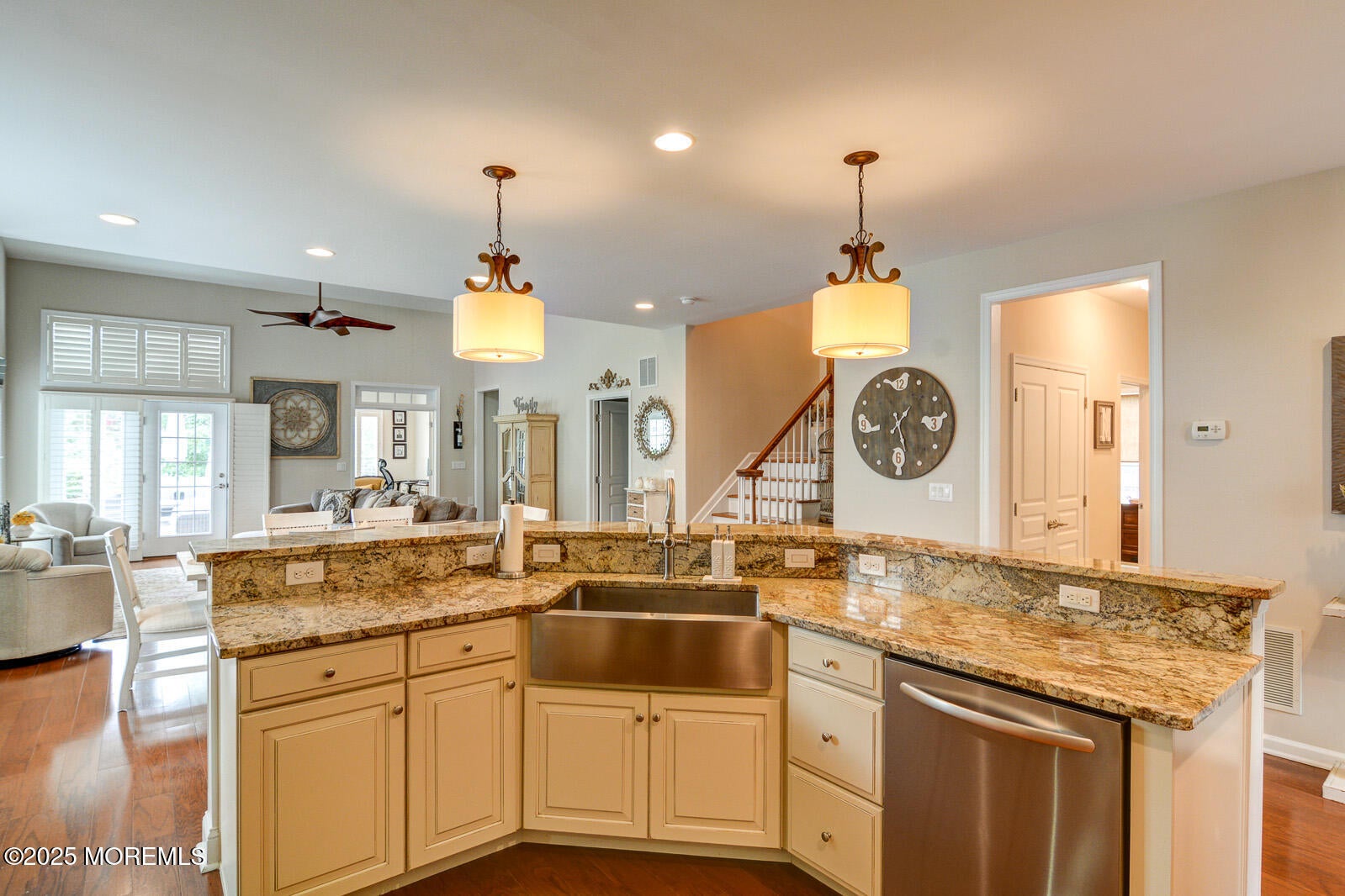 Farmingdale, New Jersey, 07727, United States, 3 Bedrooms Bedrooms, ,3 BathroomsBathrooms,Residential,For Sale,1942721