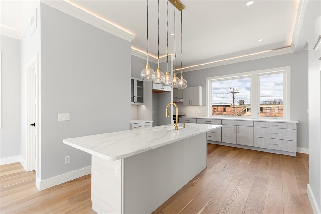 Waltham, Massachusetts, 02453, United States, 8 Bedrooms Bedrooms, ,8 BathroomsBathrooms,Residential,For Sale,1912602