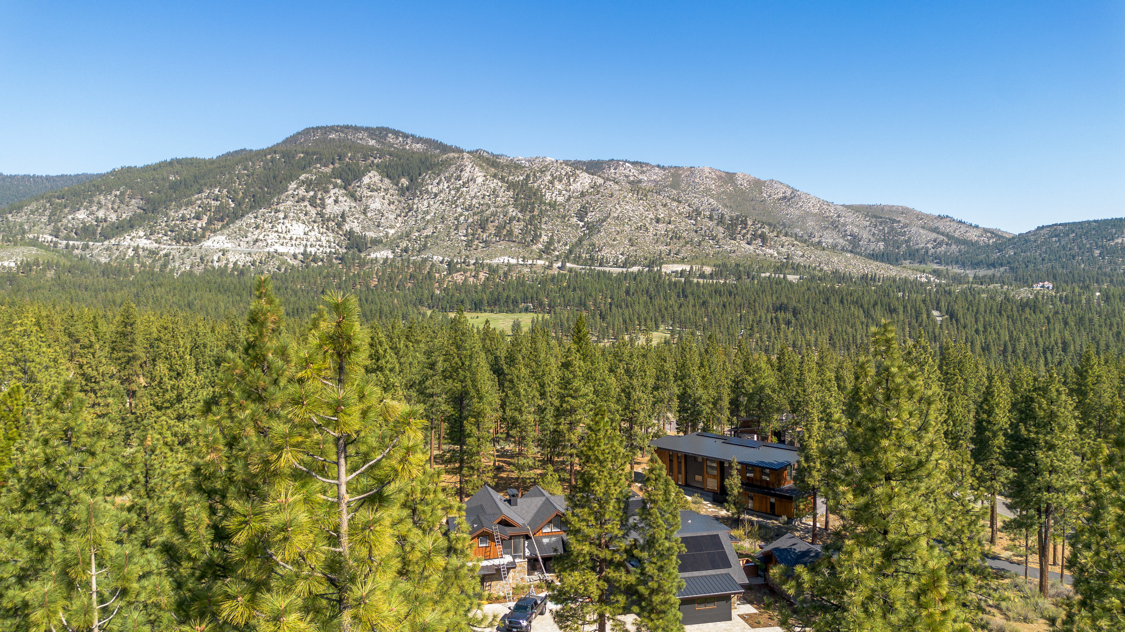 Two Extraordinary Pieces of Land in Clear Creek Tahoe - 物件實景