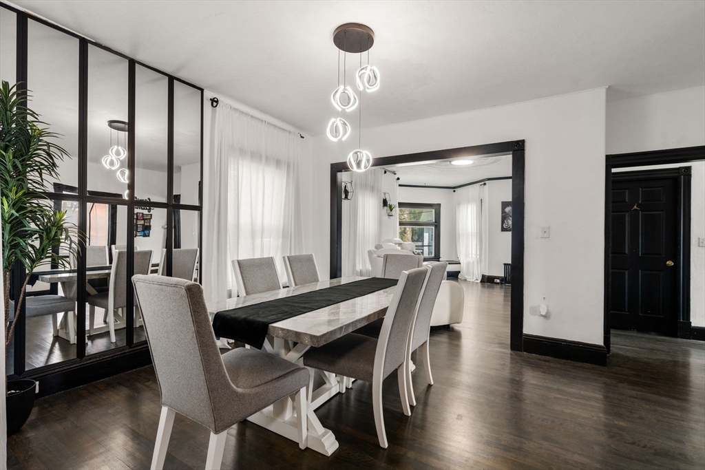 Southbridge, Massachusetts, 01550, United States, 7 Bedrooms Bedrooms, ,4 BathroomsBathrooms,Residential,For Sale,1990940