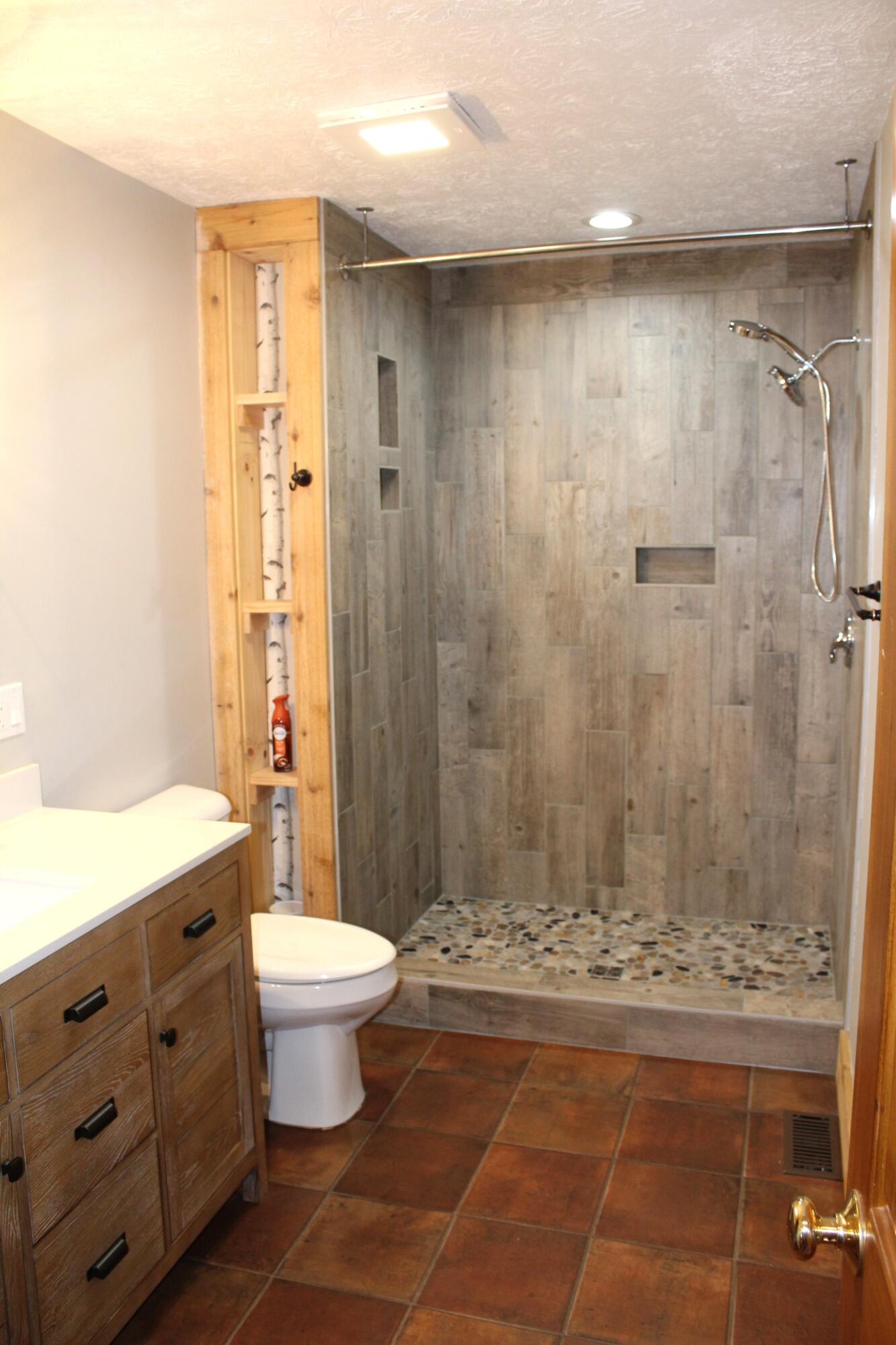 Burlington, Kentucky, 41005, United States, 3 Bedrooms Bedrooms, ,2 BathroomsBathrooms,Residential,For Sale,1989647