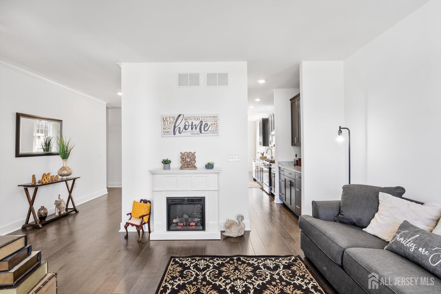 Plumsted, New Jersey, 08533, United States, 2 Bedrooms Bedrooms, ,3 BathroomsBathrooms,Residential,For Sale,1983757