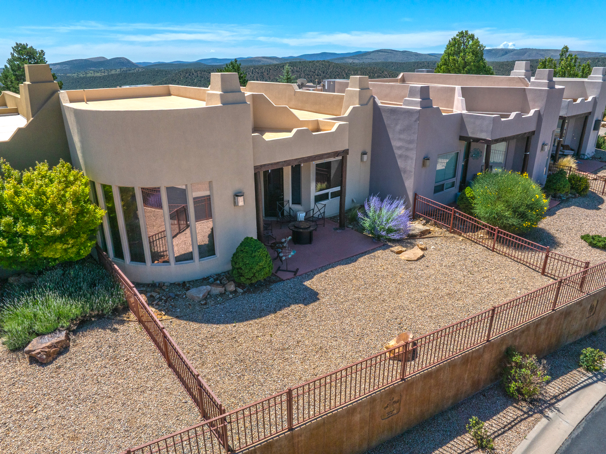Alto, New Mexico, 88312, United States, 3 Bedrooms Bedrooms, ,3 BathroomsBathrooms,Residential,For Sale,1882409