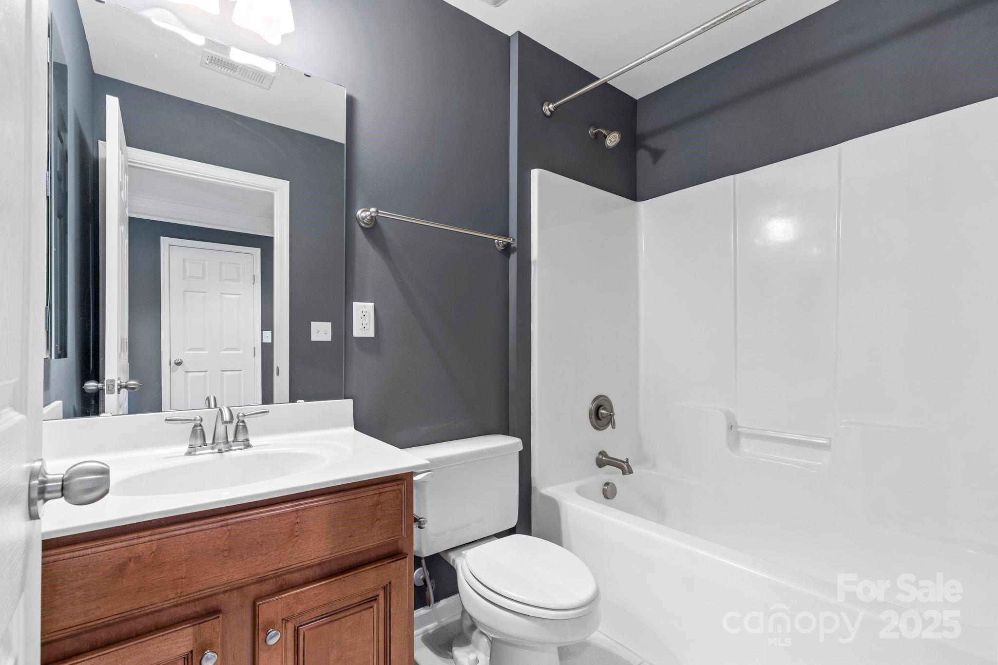 Concord, North Carolina, 28027, United States, 3 Bedrooms Bedrooms, ,3 BathroomsBathrooms,Residential,For Sale,1949246