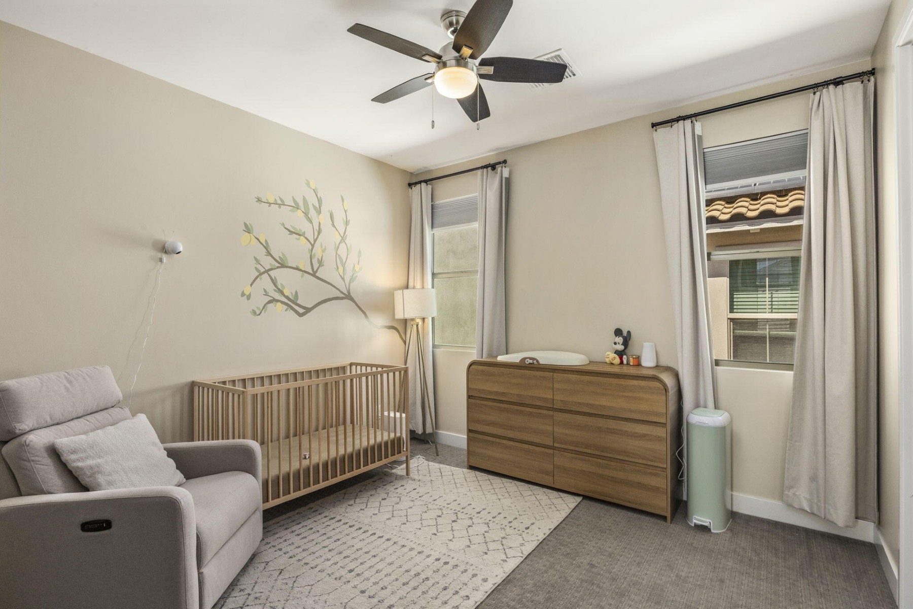  2323 W Duane Lane¦Phoenix, AZ - 物件實景