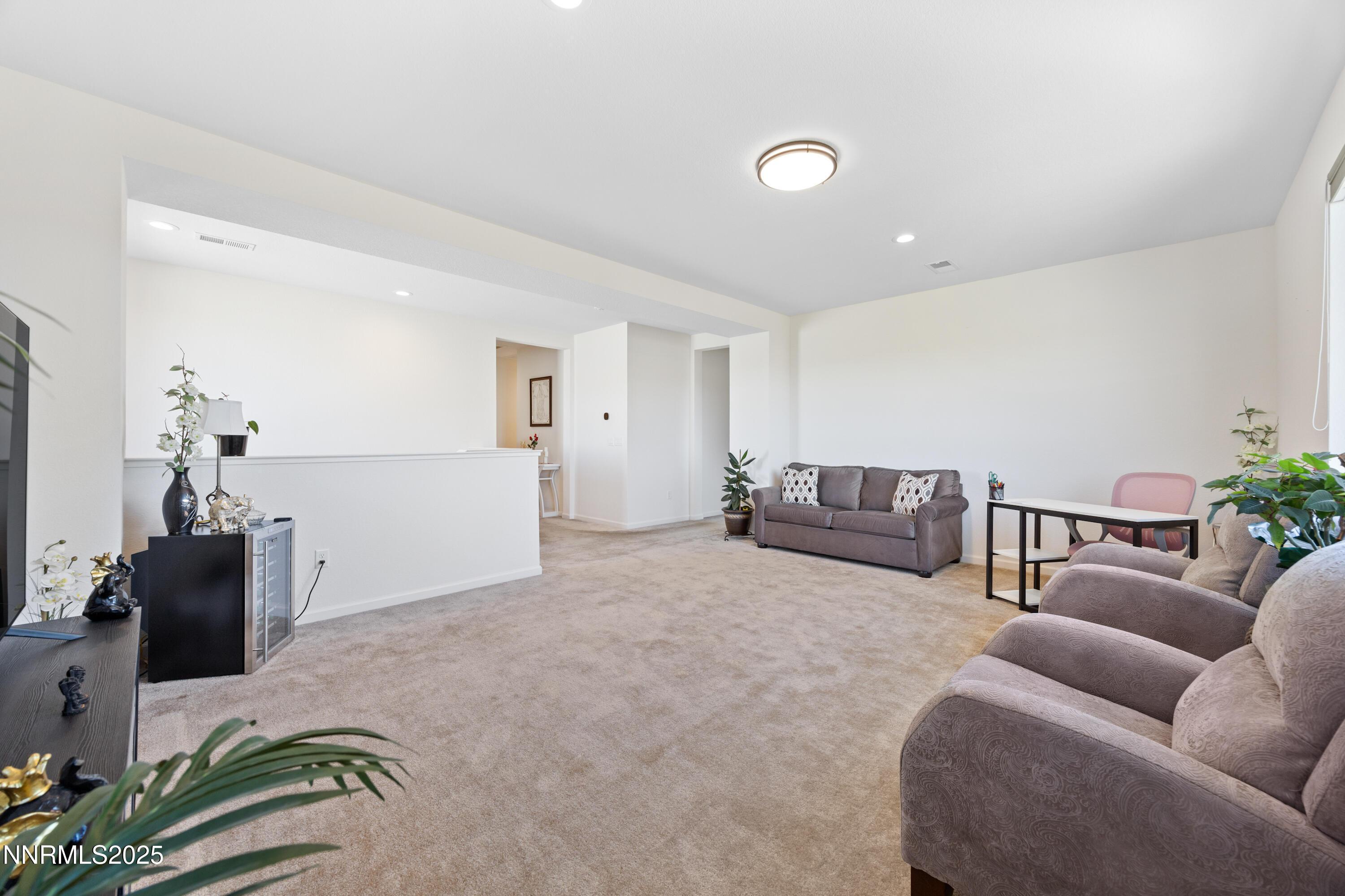 Sparks, Nevada, 89436, United States, 5 Bedrooms Bedrooms, ,4 BathroomsBathrooms,Residential,For Sale,1908549
