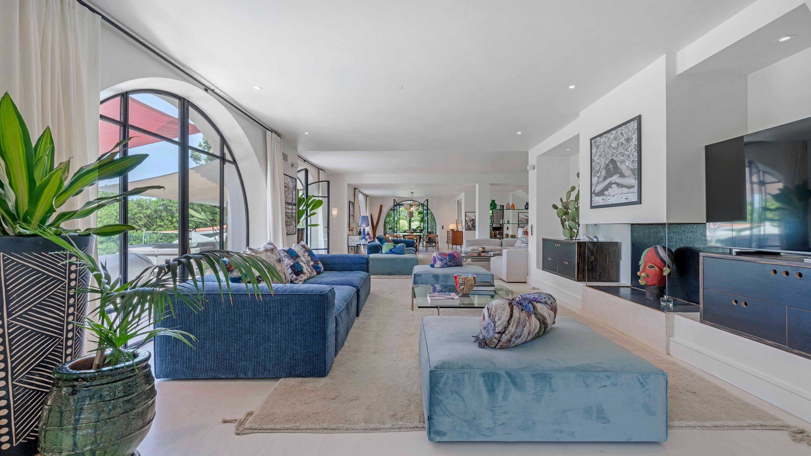  Contemporary sea view villa with 7 suites, pool & Spa for sale in Ramatuelle - 物件實景