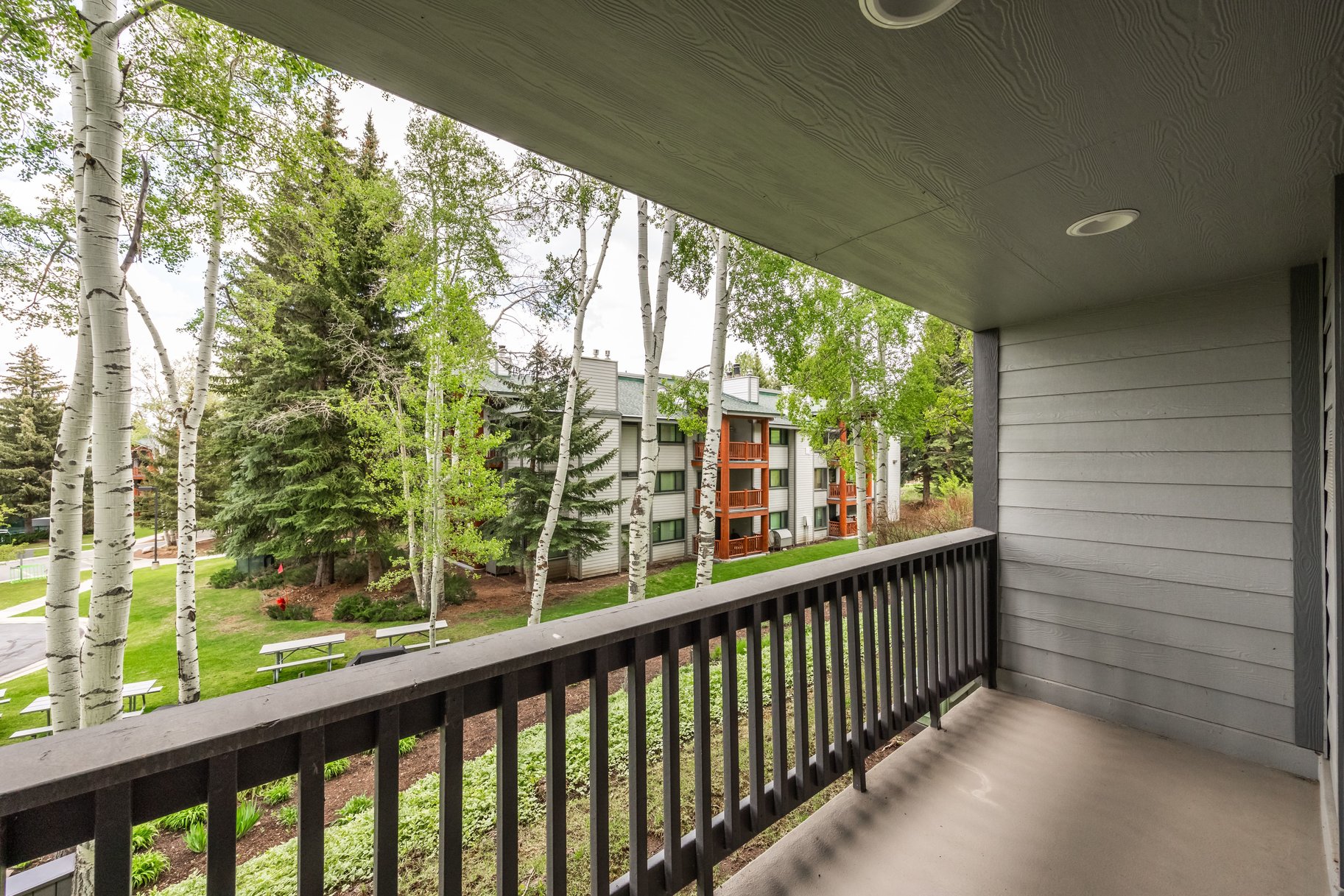  Newly Remodeled Slopeside Condo – Incredible Rental Potential - 物件實景