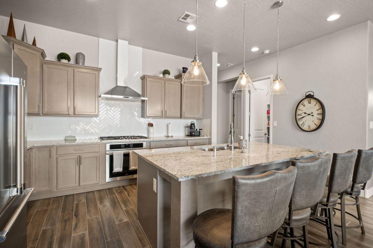 Rio Rancho, New Mexico, 87144, United States, 4 Bedrooms Bedrooms, ,3 BathroomsBathrooms,Residential,For Sale,1868478
