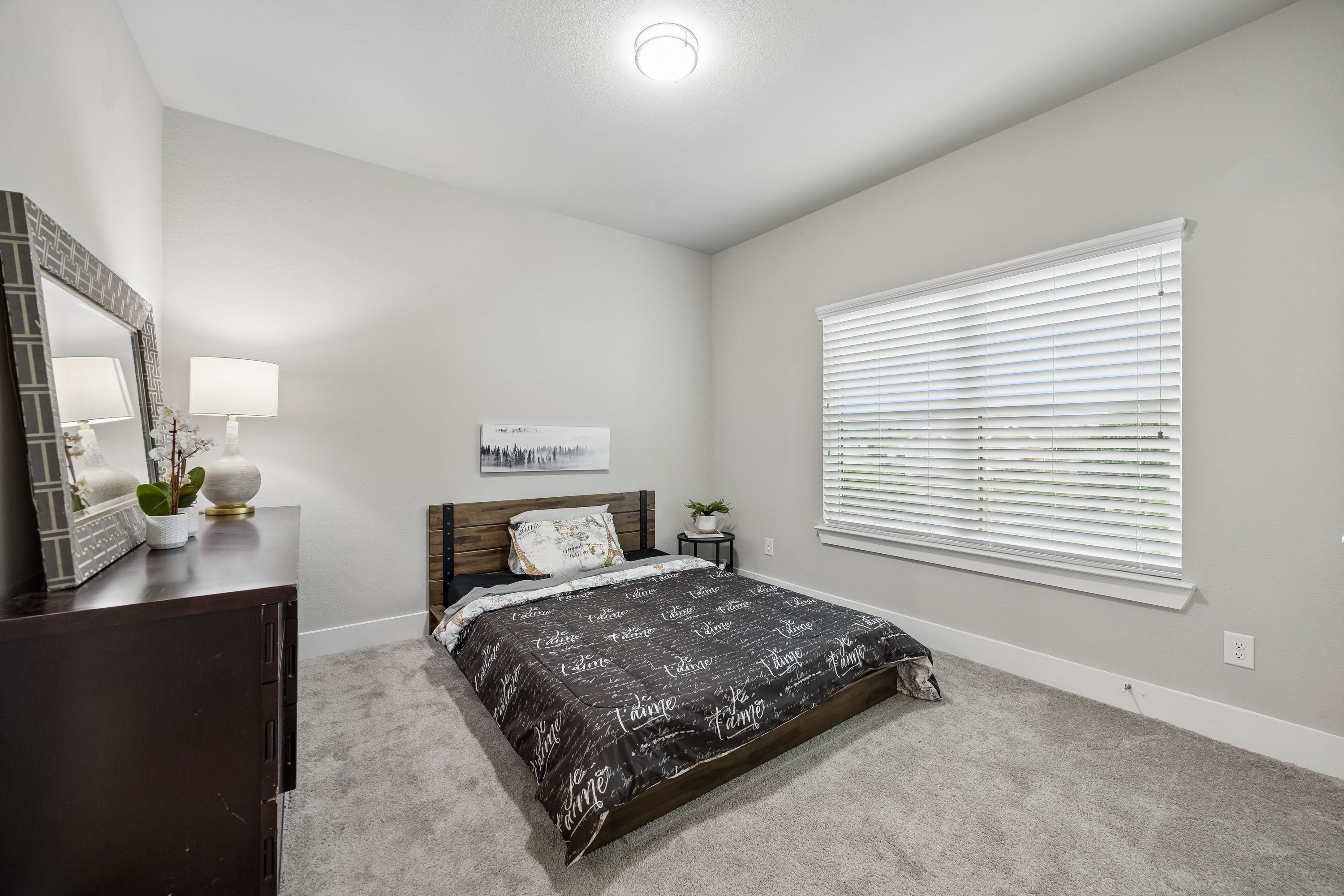  Rare Newer Multi Gen Living with Room to Grow - 物件實景