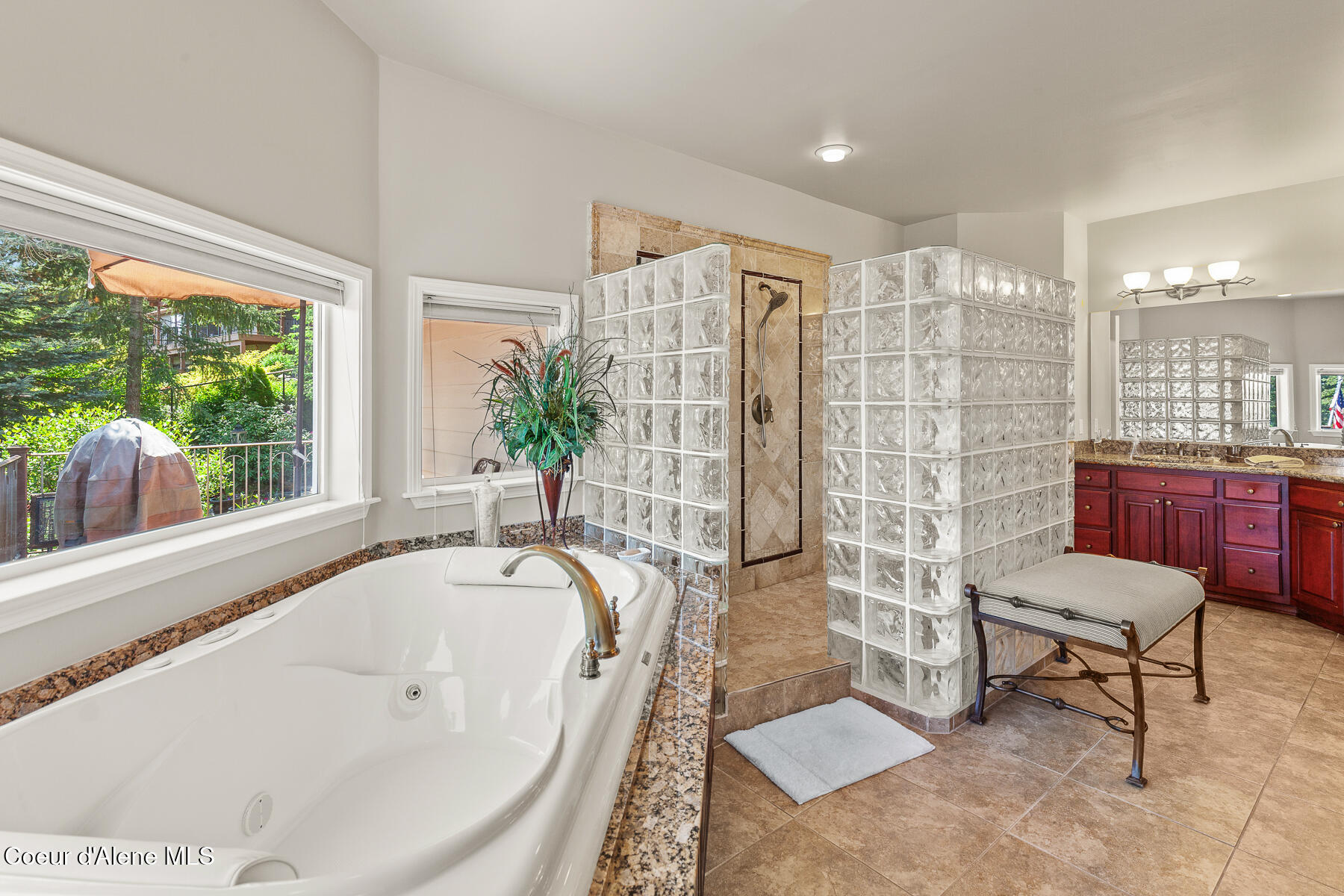 Coeur d'Alene, Idaho, 83814, United States, 4 Bedrooms Bedrooms, ,Residential,For Sale,2048588