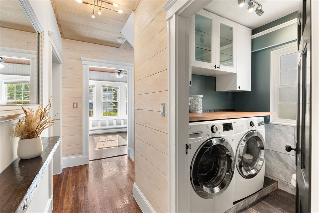 Malden, Massachusetts, 02148, United States, 5 Bedrooms Bedrooms, ,5 BathroomsBathrooms,Residential,For Sale,1984195