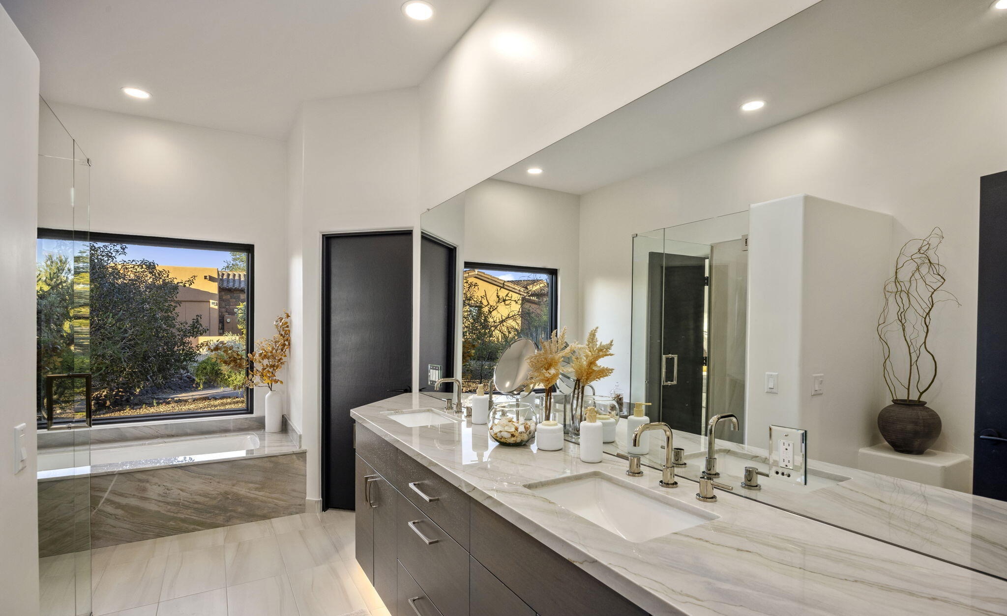  10046 E Hidden Valley Rd  Scottsdale, AZ - 物件實景