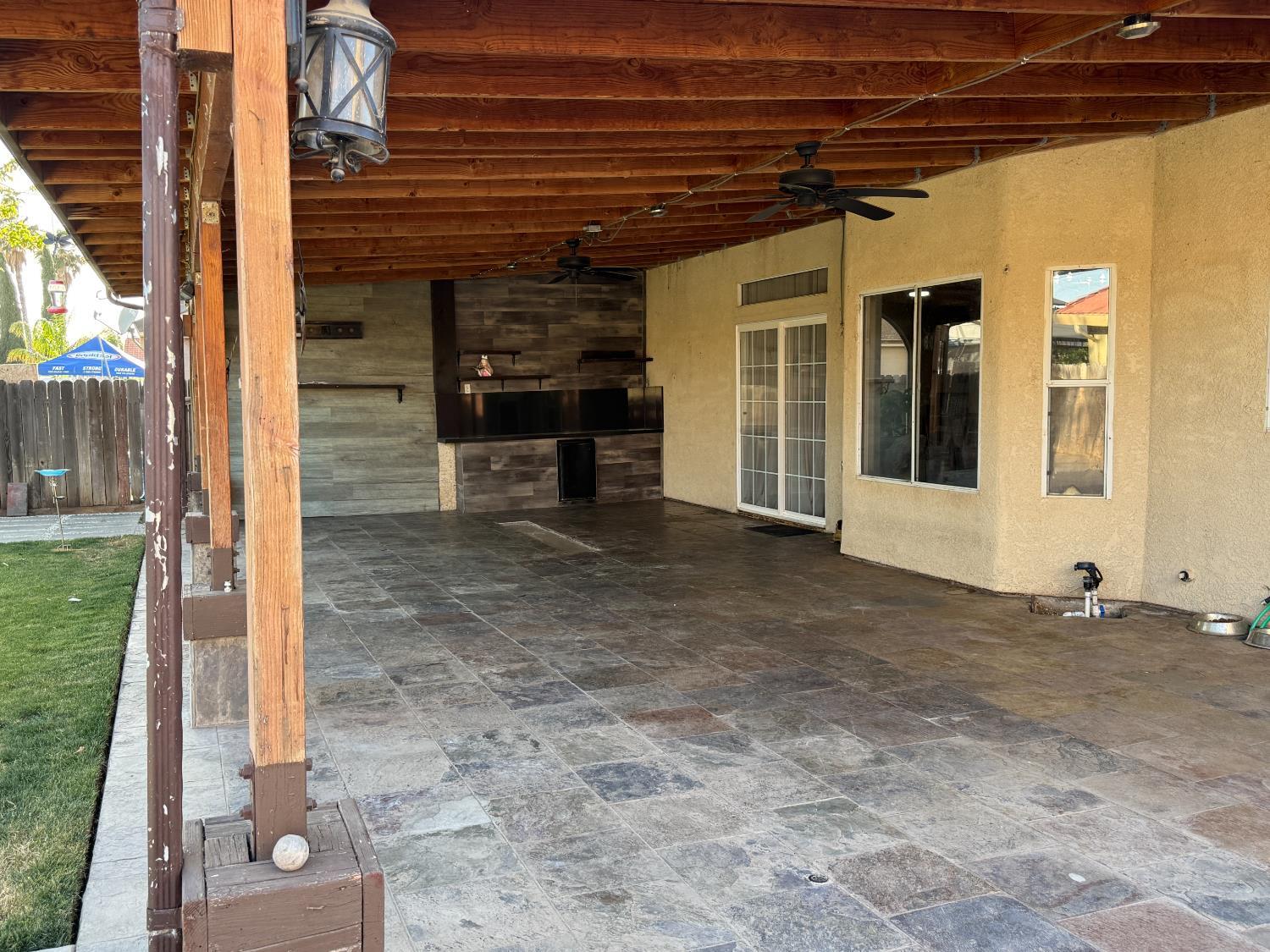 Los Banos, California, 93635, United States, 4 Bedrooms Bedrooms, ,3 BathroomsBathrooms,Residential,For Sale,1921420