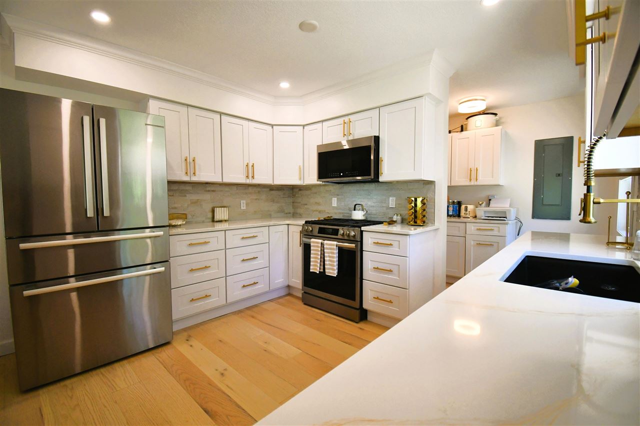 Alanson, Michigan, 49706, United States, 5 Bedrooms Bedrooms, ,3 BathroomsBathrooms,Residential,For Sale,1876087