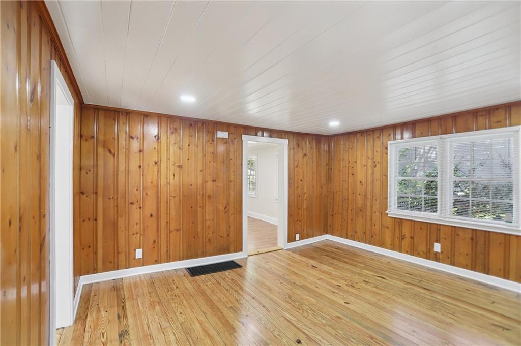 Atlanta, Georgia, 30316, United States, 4 Bedrooms Bedrooms, ,3 BathroomsBathrooms,Residential,For Sale,1933477