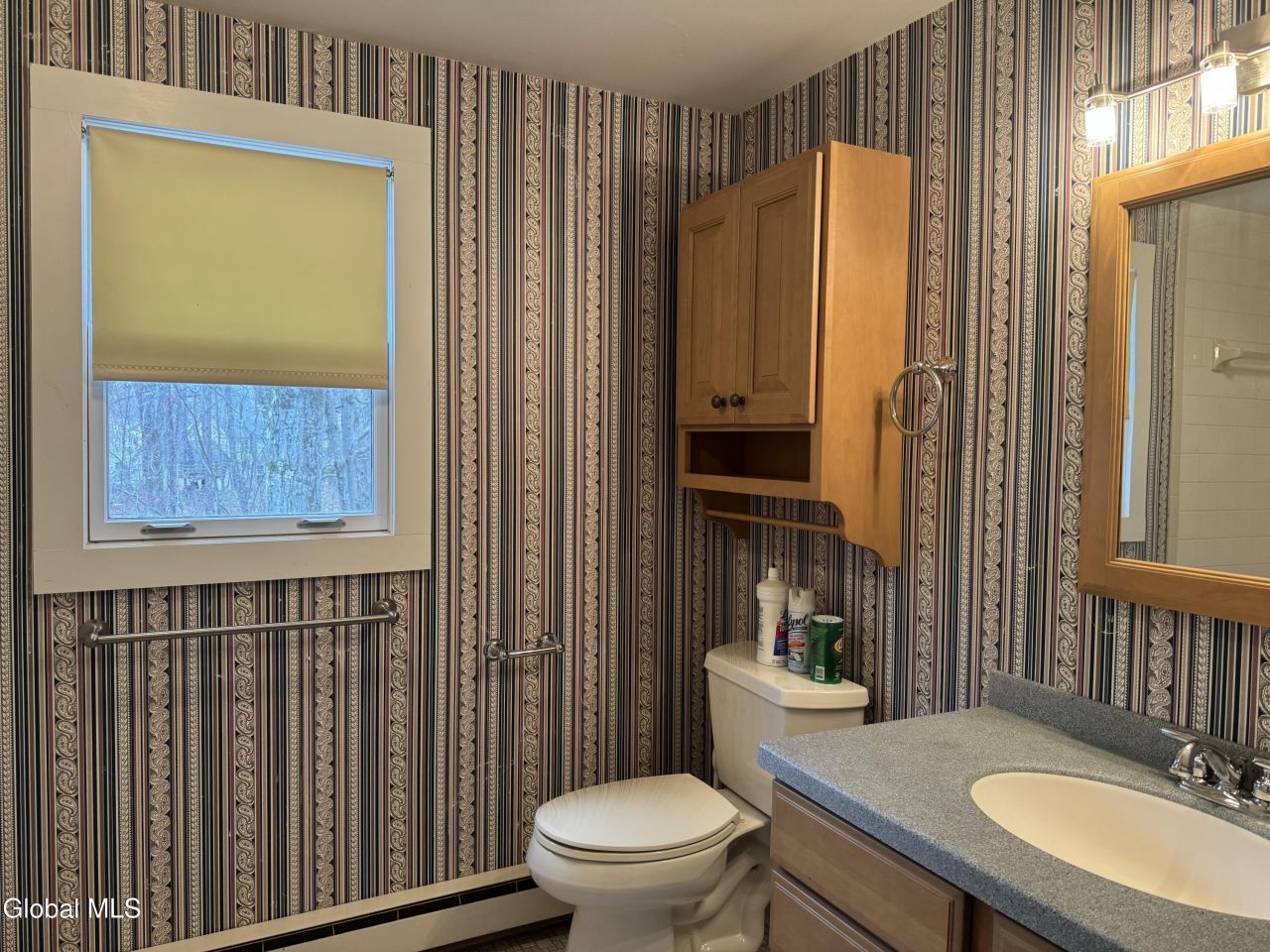 Rexford, New York, 12148, United States, 3 Bedrooms Bedrooms, ,3 BathroomsBathrooms,Residential,For Sale,2001928