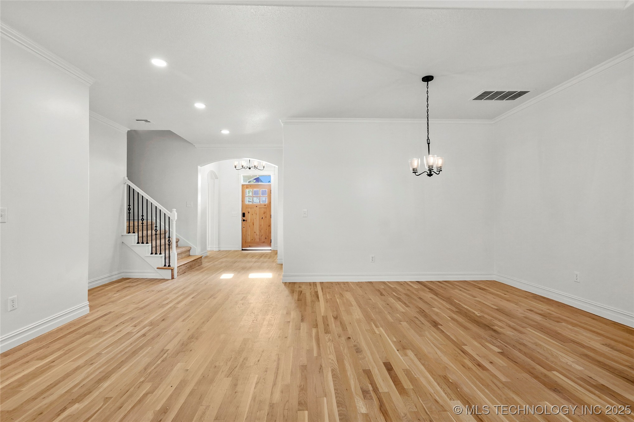 Bixby, Oklahoma, 74008, United States, 5 Bedrooms Bedrooms, ,4 BathroomsBathrooms,Residential,For Sale,1908435