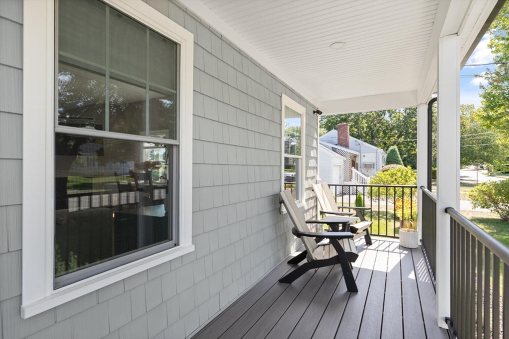 Braintree, Massachusetts, 02184, United States, 3 Bedrooms Bedrooms, ,5 BathroomsBathrooms,Residential,For Sale,1940889