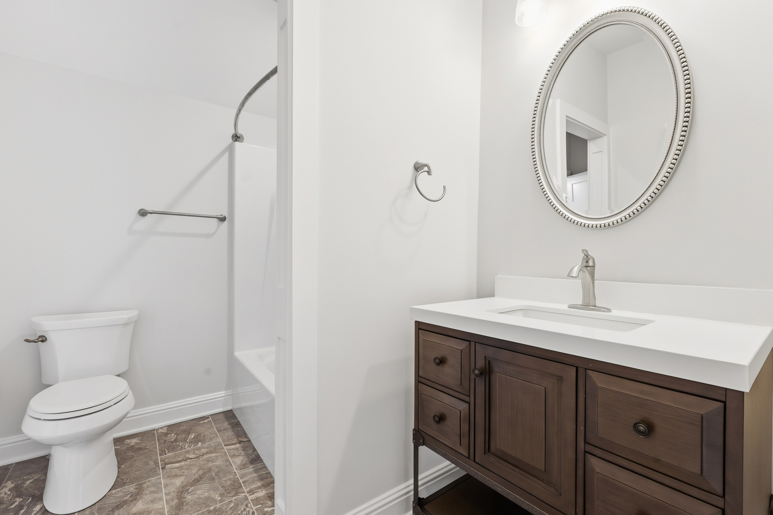  5142 Whites Lane - 物件實景