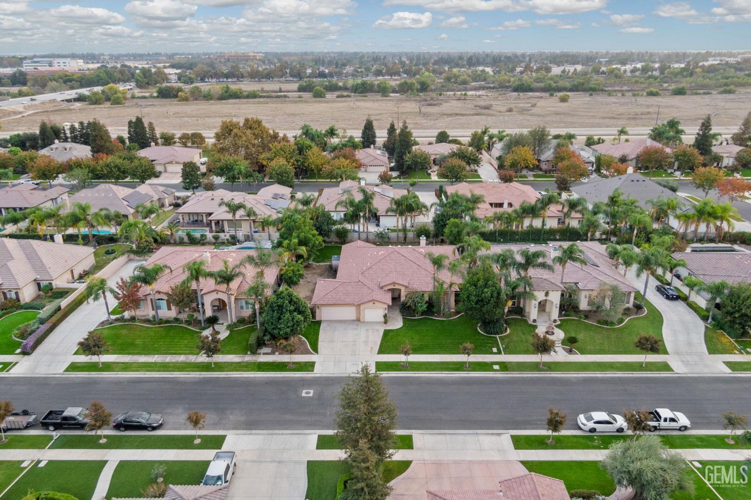 Bakersfield, California, 93312, United States, 4 Bedrooms Bedrooms, ,3 BathroomsBathrooms,Residential,For Sale,1992986