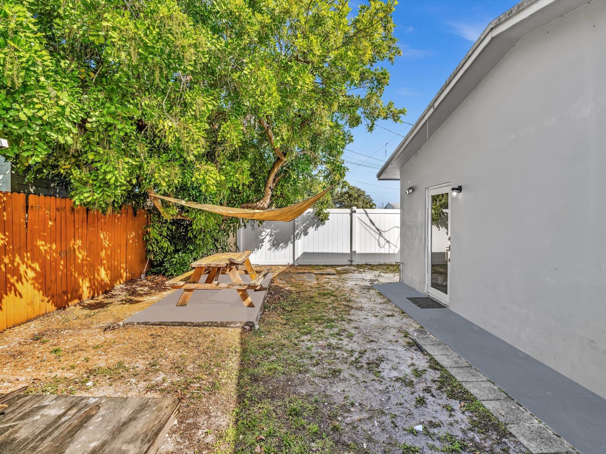 Oakland Park, Florida, 33309, United States, 3 Bedrooms Bedrooms, ,2 BathroomsBathrooms,Residential,For Sale,1984099