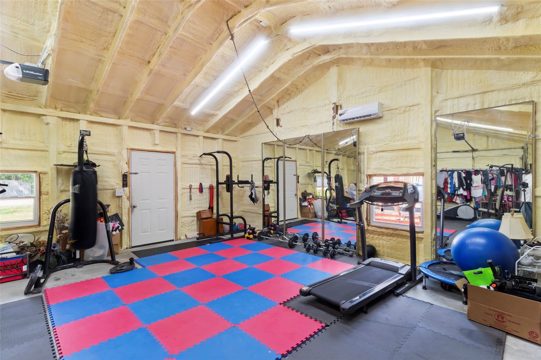 Liverpool, Texas, 77577, United States, 3 Bedrooms Bedrooms, ,2 BathroomsBathrooms,Residential,For Sale,2008192