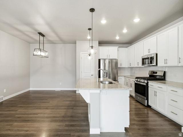 Lehi, Utah, 84048, United States, 3 Bedrooms Bedrooms, ,3 BathroomsBathrooms,Residential,For Sale,2008844